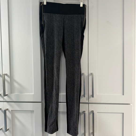 Drew Leggings Color Block Black & Gray Tweed Zide Zippers size XS - Picture 1 of 6